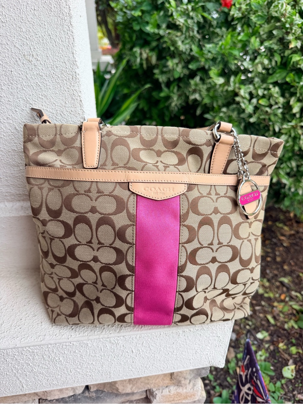 Coach F28904 Campbell Hobo Signature Tote Khaki Pink Stripe Charm Leather